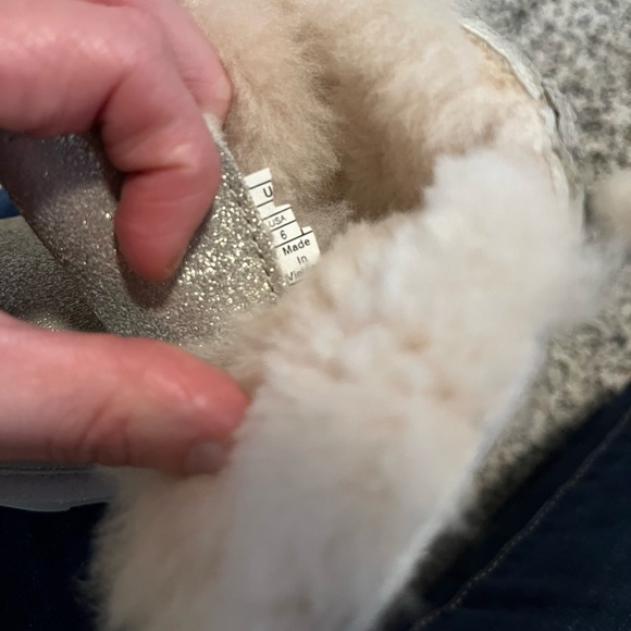 Sparkly UGG “Gita” Shearling Boots - Picture 5 of 7